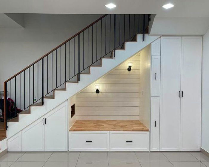 Tủ gầm cầu thang tiện dụng